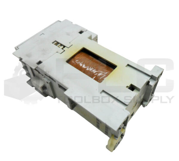 ALLEN BRADLEY 100-C23D*400 /C CONTACTOR 600VAC 30A - Image 3