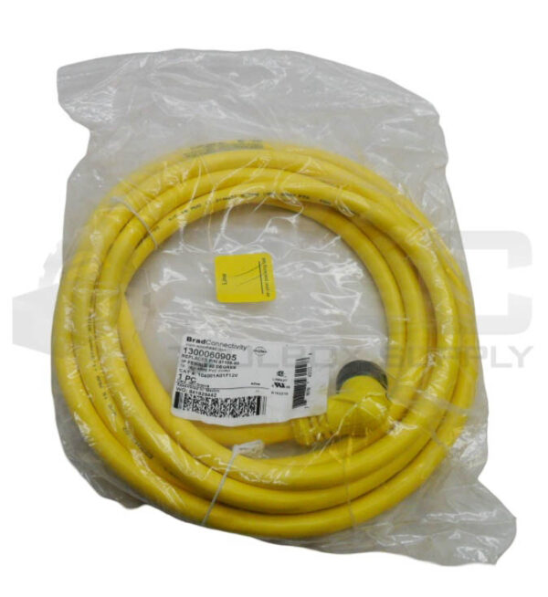 SEALED NEW WOODHEAD 104001A01F120 CABLE 12' 4P F 90 DEG 1300060905 41109-90