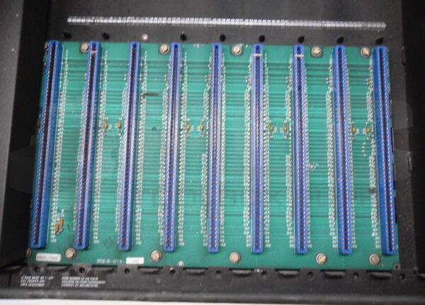 SQUARE D SY/MAX 8030 RRK-200 /E2 9 SLOT CHASSIS - Image 3