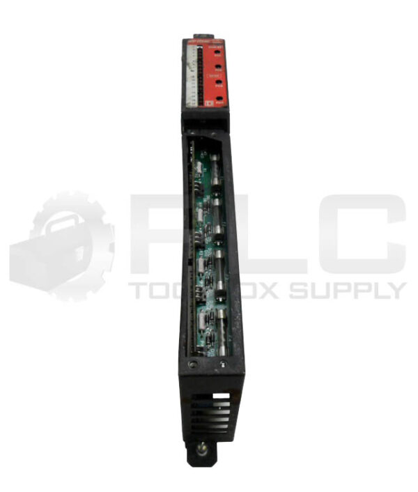 SQUARE D SY/MAX 8030 ROM221 /G OUTPUT MODULE 120VAC 16/2A 30619-502-50 *READ*