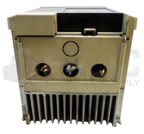 ALLEN BRADLEY 1305-BA03A-HA2 /C VARIABLE FREQUENCY DRIVE 380-460V 2.2A 50/60HZ - Image 3