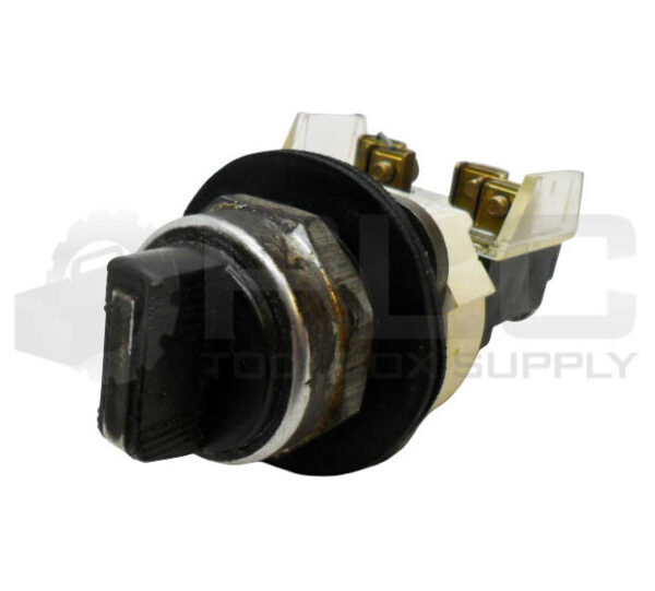 ALLEN BRADLEY 800T-J4 /T SELECTOR SWITCH W/ 800T-XA /D CONTACT BLOCK - Image 2