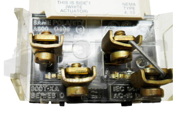 ALLEN BRADLEY 800T-J4 /T SELECTOR SWITCH W/ 800T-XA /D CONTACT BLOCK - Image 4