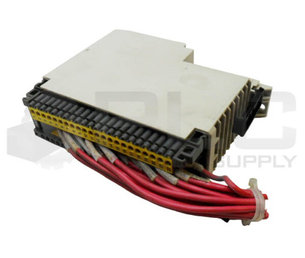 SCHNEIDER AUTOMATION DAP218/AS-BDAP-218 OUTPUT MODULE 24-230VAC
