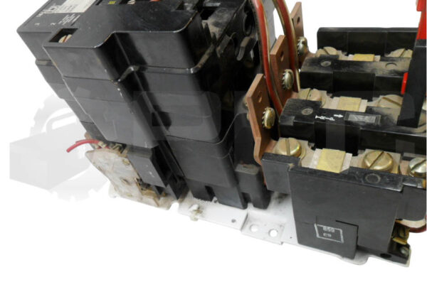 SQUARE D 8536 SEG-1 /A MOTOR STARTER 600VAC 50HP W/ 31074-400-38 COIL - Image 4