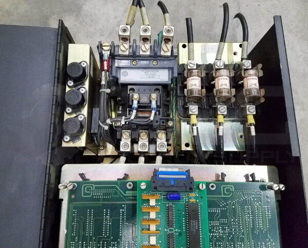 ALLEN BRADLEY 1392-B100-RK-MC-B-F2-D1-F4 /A AC DRIVE 460/440V 43/60A 3PH - Image 3