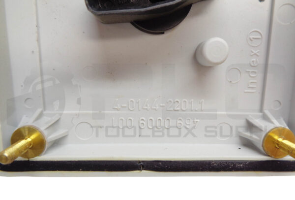 SIEMENS 4-0144-2201.1 SWITCH BOX COVER PLATE - Image 3