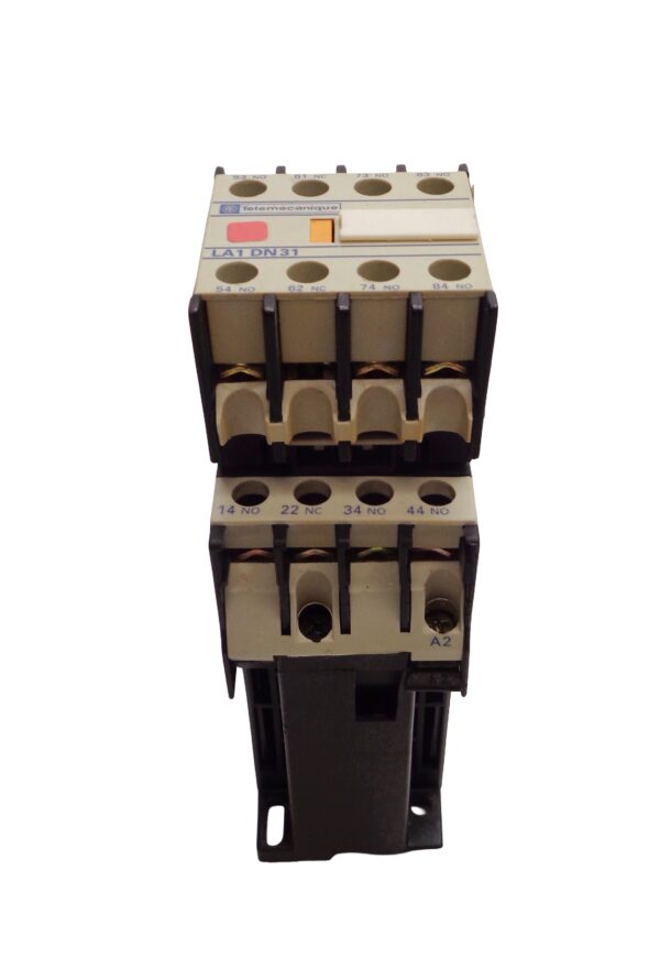 SCHNEIDER / TELEMECANIQUE CA3DN62BDREQ3548G6 RELAY CONTROL 24VDC *READ* - Image 3