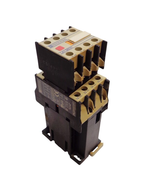 SCHNEIDER / TELEMECANIQUE CA3DN62BDREQ3548G6 RELAY CONTROL 24VDC