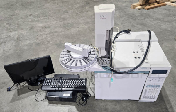 AGILENT HP 6890 SERIES GC SYSTEM G1530A GAS CHROMATOGRAPH & 7683 SERIES INJECTOR