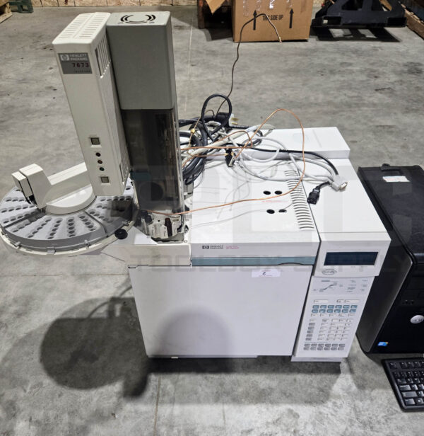 AGILENT HP 6890 SERIES GC SYSTEM W/ G1530A CHROMATOGRAPH & 7673 INJECTOR - Image 2