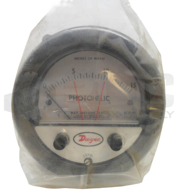 NEW DWYER 3015 PHOTOHELIC PRESSURE SWITCH/GAGE 25PSIG 0-15" H2O - Image 2