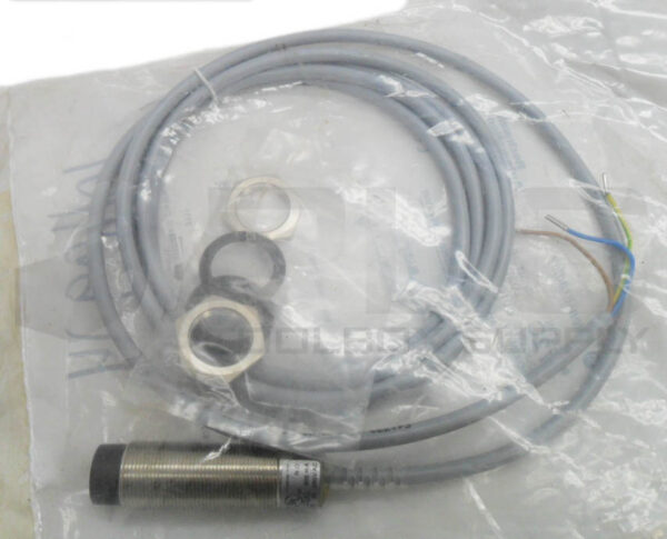 SEALED NEW ALLEN BRADLEY 872C-A10N18-A2 /B INDUCTIVE PROXIMITY SENSOR *READ* - Image 2