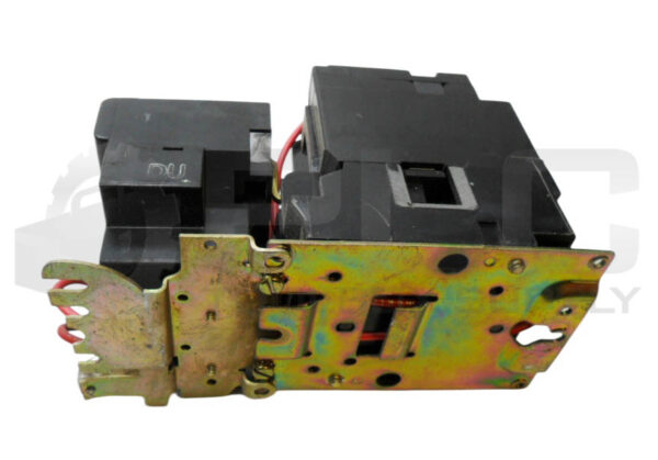 SQUARE D 8536 SBO2 /A MOTOR STARTER 600VAC W/ 31041-400-42 COIL - Image 4