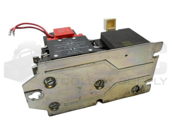 CUTLER HAMMER A10BN0 /A1 MOTOR STARTER W/ 1887-1 COIL W/ C320KB2 /A2 W/ C320AS1 - Image 4
