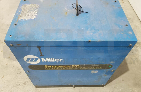 MILLER 903056 SYNCROWAVE 250 AC/DC ARC WELDING POWER SOURCE 11.4KW 1PH 60Hz - Image 4