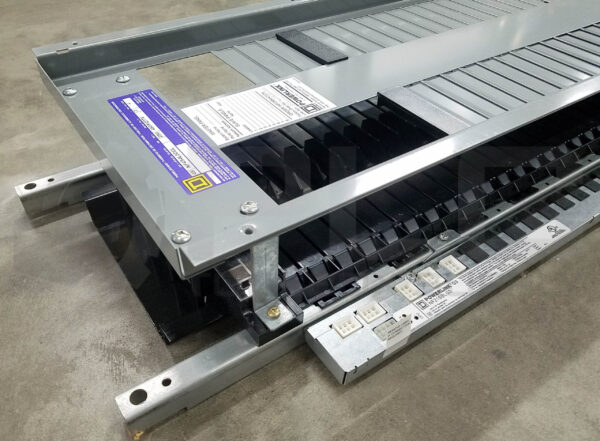 NEW SQUARE D NF454L2CCL INTERIOR PANELBOARD 54 POLE SPACE 250A 3PH - Image 3