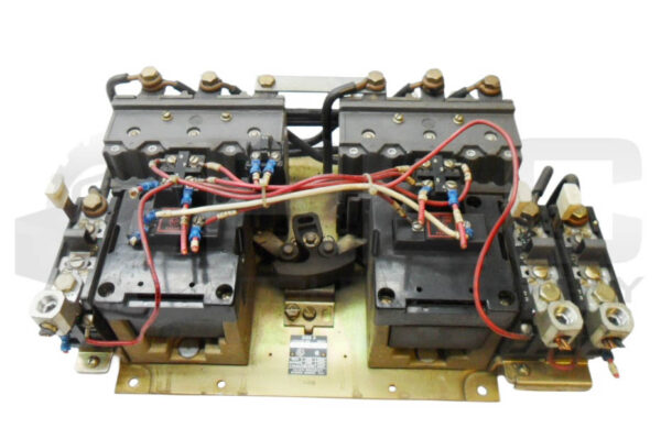 ALLEN BRADLEY 705-DOD103 /K MOTOR STARTER W/ (2) 73A86 COIL 110-120V 50/60HZ
