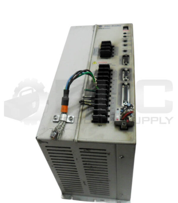 ALLEN BRADLEY 2098-DSD-HV100X-DN  /B SERVO DRIVE 230/460VAC 3PH