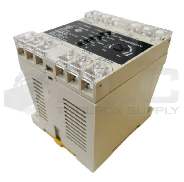 NEW OMRON F2LP-WK4-US METAL DETECTOR AMPLIFIER 120-240VAC120-240VAC 50/60HZ - Image 3
