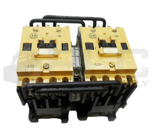 ALLEN BRADLEY 104-A30ND3 /B CONTACTOR W/ (2) 100-A30N*3 /B W/ (2) HU473