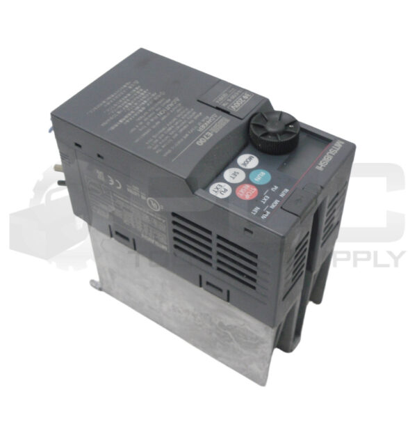 MITSUBISHI FR-E720-0.75K INVERTER 8.2A 3PH 200-240V 50/60HZ - Image 2