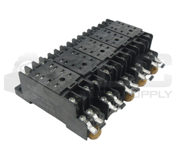 LOT OF 5 OMRON PYF08A RELAY BASE MODULE