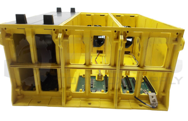 GE FANUC 15T-MCU15302-001R00 6 LOT CHASSIS W/ A20B-2000-0720/02A