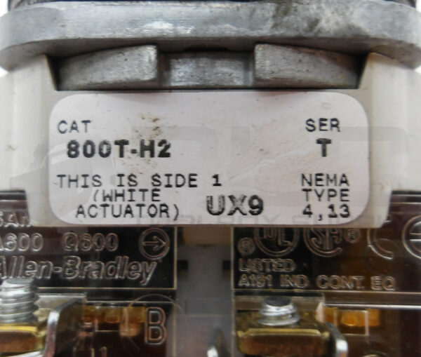 ALLEN  BRADLEY 800T-H2 /T SELECTOR SWITCH W/ (2)800T-XA /D CONTACT BLOCK - Image 7