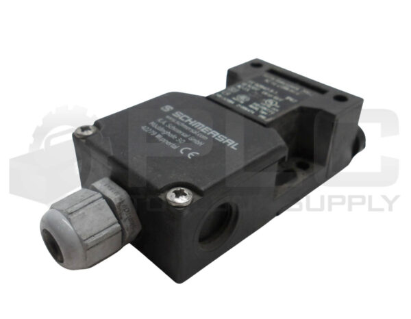 SCHMERSAL AZ 16 ZVRK-M16 SAFETY INTERLOCK SWITCH 500V