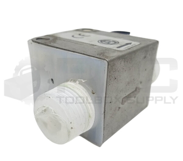 AICHI TOKEI DENKI ND10-TATAAA-RC FLOWMETER FLOW RATE SENSOR 0-1MPa - Image 2