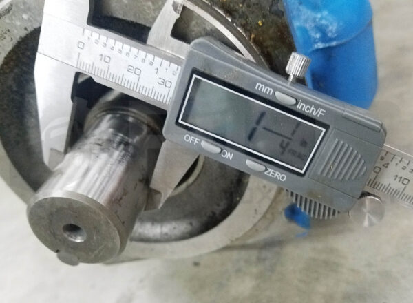VICKERS PVH074R01AA10H002000AW2001AB010A PUMP 02-1610196 - Image 5