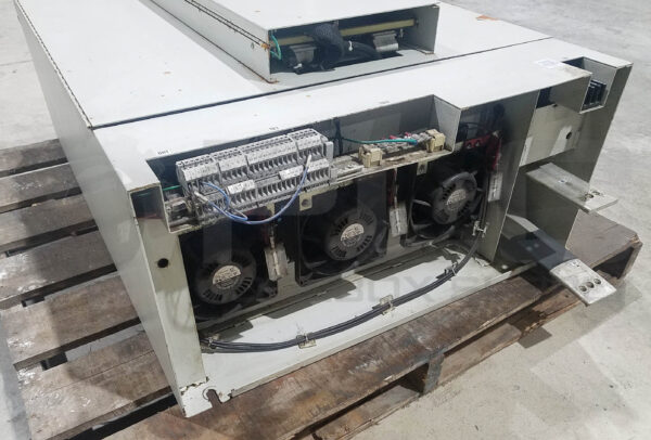 ALLEN BRADLEY 1395-B84-E3-P31-X2 /B DC CONTROLLER 1395 448KW/600HP - Image 2