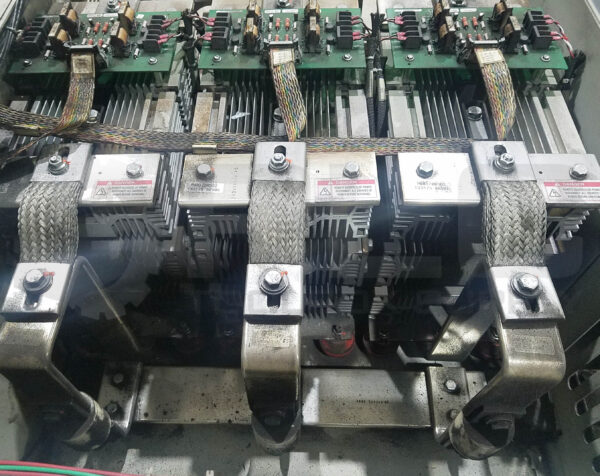 ALLEN BRADLEY 1395-B84-E3-P31-X2 /B DC CONTROLLER 1395 448KW/600HP - Image 7