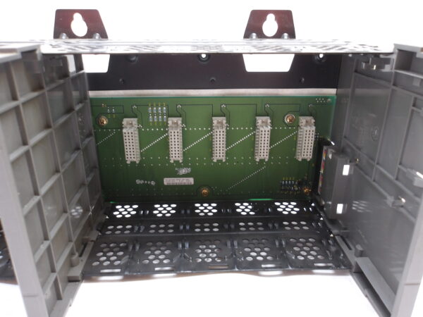 ALLEN BRADLEY 1746-A10 /B MODULE W/ 1746-P2 /C 10-SLOT RACK - Image 3