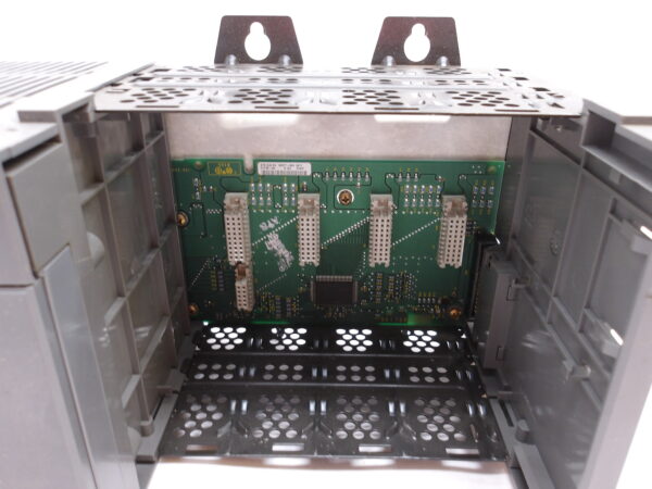 ALLEN BRADLEY 1746-P2 /C SLC 500 POWER SUPPLY W/ 1746-A4 /B 4-SLOT RACK - Image 2