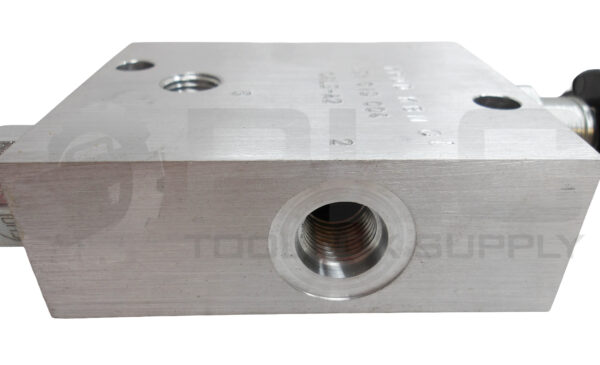 NEW SUN HYDRAULICS 4151 019 004 MANIFOLD VALVE - Image 3
