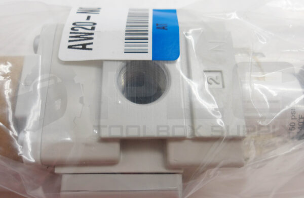 NEW SEALED SMC AW20-N02CE-Z-B FILTER REGULATOR - Image 3