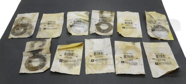 LOT OF 11 SEALED NEW TELEMECANIQUE XVAC06 GASKETS 24349 *READ*
