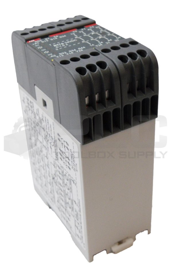 NEW ABB 2TLA010028R2000 SAFETY RELAY 24VDC RT7A - Image 4