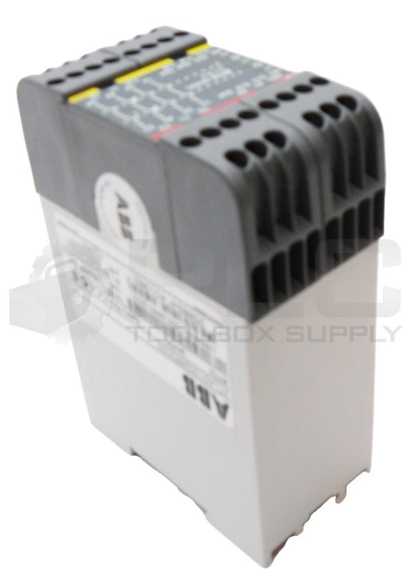 NEW ABB 2TLA010028R2000 SAFETY RELAY 24VDC RT7A - Image 5