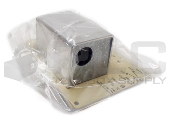 NEW TAC HC-201 DUCT HUMIDISTAT, TWO-POSITION ELECTRIC, 15-95% RH; DIFF. .5% RH - Image 4