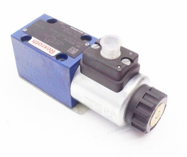 NEW REXROTH 4WE 6 D6X/EG24N9K72L HYDRAULIC VALVE R901235368