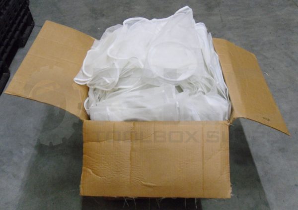NEW BOX OF 200 KNIGHT FILTERS 800 MICRON BAG FILTERS *READ*