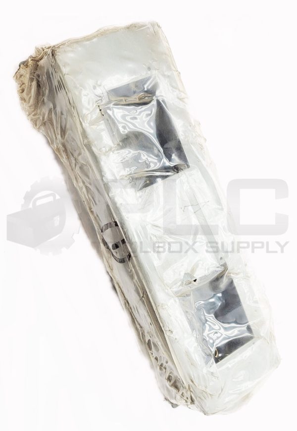 NEW REES 02715-000 2 HOLE ENCLOSURE