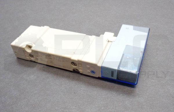 NEW SMC SY5100-5U1-HC SOLENOID VALVE - Image 4