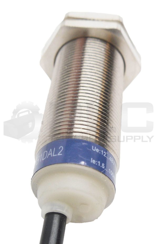 NEW TELEMECANIQUE XS518B1DAL2 PROXIMITY SWITCH 12-48V 014496 - Image 5