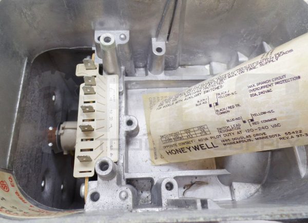 NEW HONEYWELL M944B1175 MODUTROL MOTOR 24V 50/60HZ *READ* - Image 6