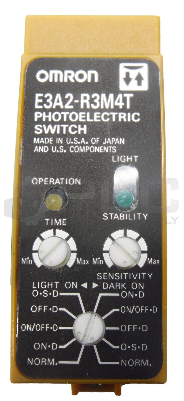 NEW OMRON E3A2-R3M4T PHOTOELECTRIC SWITCH 12-240VDC 24-240VAC - Image 8