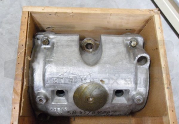 NEW SAWC 498D773G004 SLEEVE 49349 HOUSING BLOCK - Image 3